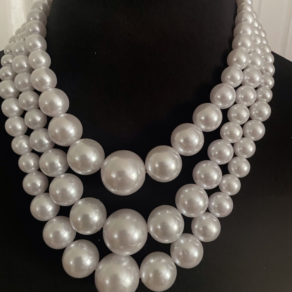 Fashion Jewelry White Multi-Strand Pearl Necklace